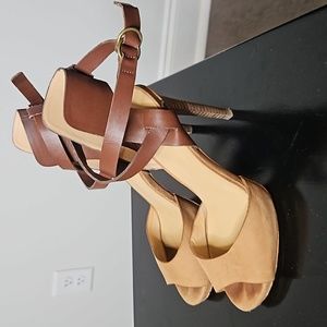 Joe’s Jeans Ankle Strap Leather Heels Size 7.5